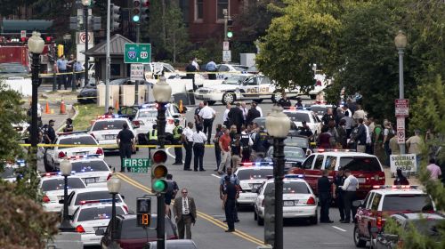 ການຍິງປືນຢູ່ຕໍ່ໜ້າສຳນັກງານສະພາແຫ່ງຊາດ ອາເມລິກາ